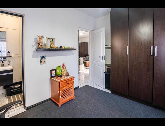 3 BEDROOM APARTMENT FOR SALE IN GREENSTONE HILL